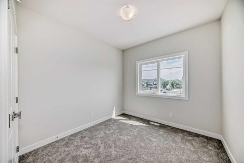 72-351 Monteith Drive Se, High River, AB - Indoor Photo Showing Other Room