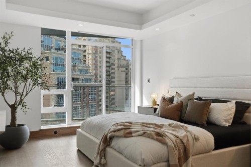 907-738 1 Avenue Sw, Calgary, AB - Indoor Photo Showing Bedroom