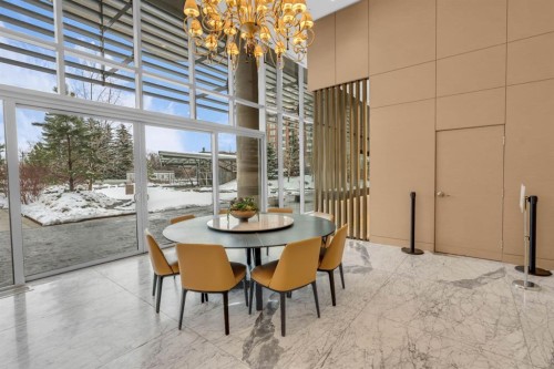 907-738 1 Avenue Sw, Calgary, AB - Indoor Photo Showing Dining Room