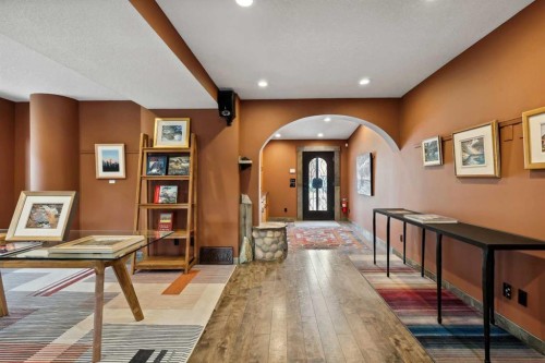 1220 10 Avenue Se, Calgary, AB 