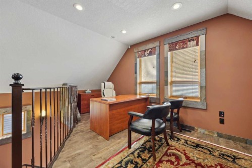 1220 10 Avenue Se, Calgary, AB 