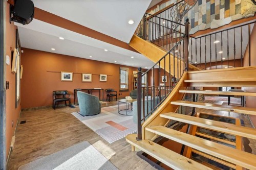 1220 10 Avenue Se, Calgary, AB 