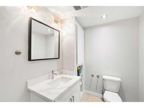 92 Templeby Road Ne, Calgary, AB - Indoor Photo Showing Bathroom