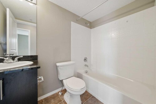1240-81 Legacy Boulevard Se, Calgary, AB - Indoor Photo Showing Bathroom