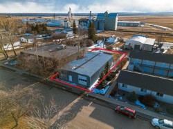 125 2 Avenue SE Three Hills, AB T0M 2A0