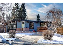 1035 78 Avenue SW Calgary, AB T2V 0T9