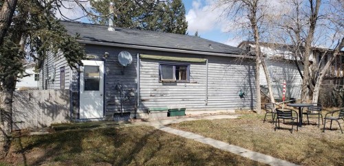 216 3 Avenue North, Champion, AB - Outdoor