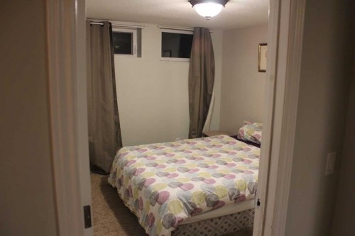 1638 15 Avenue Sw, Calgary, AB - Indoor Photo Showing Bedroom