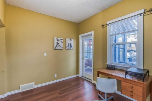 1638 15 Avenue Sw, Calgary, AB - Indoor Photo Showing Office