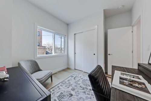 6-828 8 Avenue Ne, Calgary, AB - Indoor