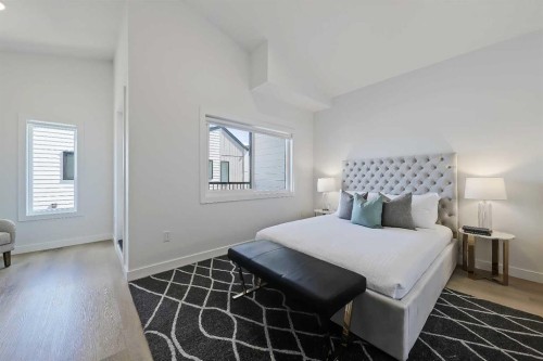 6-828 8 Avenue Ne, Calgary, AB - Indoor Photo Showing Bedroom