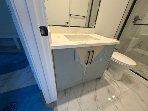 503 Rivercrest View, Cochrane, AB - Indoor Photo Showing Bathroom