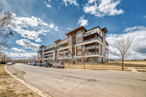 8202-1802 Mahogany Boulevard Se, Calgary, AB - Outdoor
