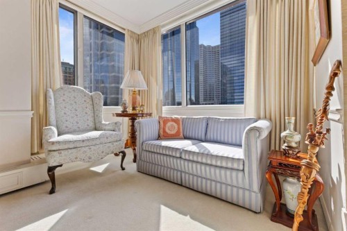 C400-500 Eau Claire Avenue Sw, Calgary, AB - 