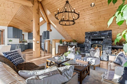 521 Silvertip Road, Canmore, AB - Indoor Photo Showing Living Room With Fireplace