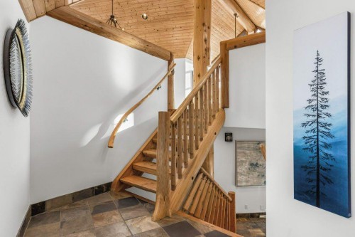 521 Silvertip Road, Canmore, AB - Indoor Photo Showing Other Room