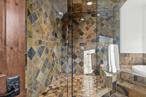 521 Silvertip Road, Canmore, AB - Indoor Photo Showing Bathroom