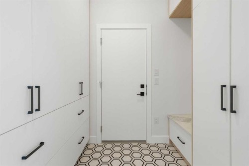 290 Muirfield Crescent, Lyalta, AB - Indoor Photo Showing Other Room