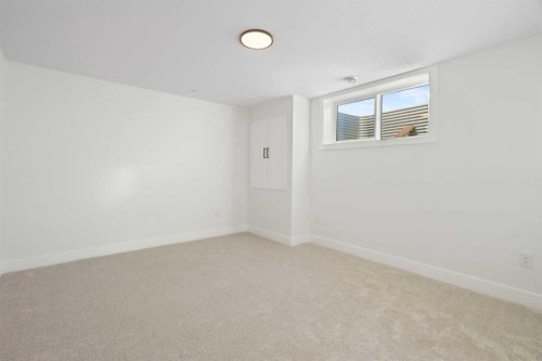 290 Muirfield Crescent, Lyalta, AB - Indoor Photo Showing Other Room