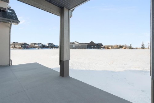 290 Muirfield Crescent, Lyalta, AB - Outdoor