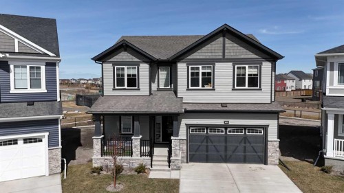 629 Southwinds Close SW Airdrie, AB T4B 5L5