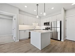 104-660 Shawnee Square SW Calgary, AB T2Y 2N6