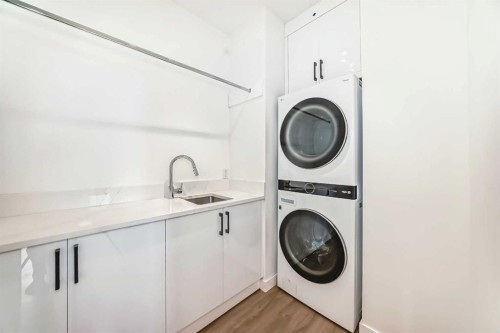 2107 Victoria Crescent Nw, Calgary, AB - Indoor Photo Showing Laundry Room