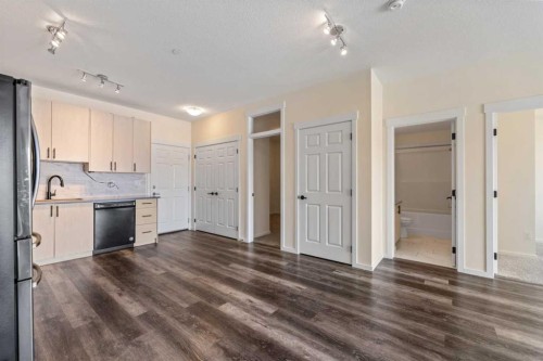 3311-298 Sage Meadows Park Nw, Calgary, AB - Indoor Photo Showing Kitchen