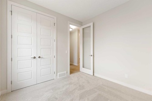 430 River Avenue, Cochrane, AB - Indoor Photo Showing Other Room