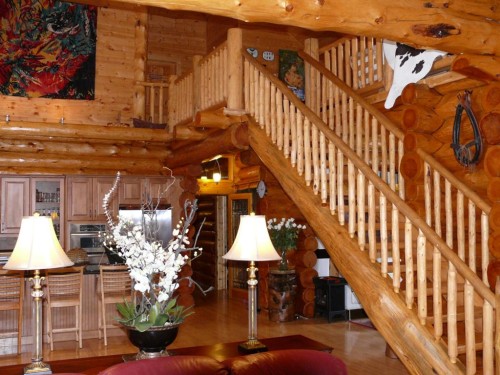 104 White Avenue, Bragg Creek, AB - Indoor Photo Showing Other Room
