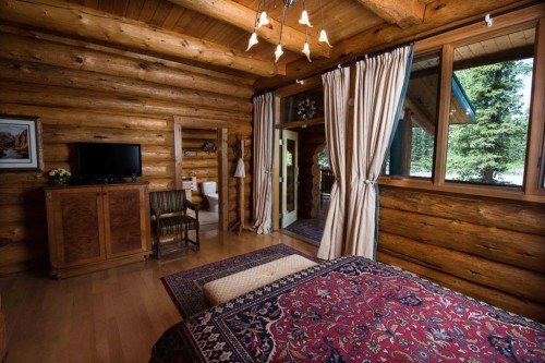 104 White Avenue, Bragg Creek, AB - Indoor