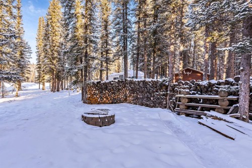104 White Avenue, Bragg Creek, AB - Outdoor
