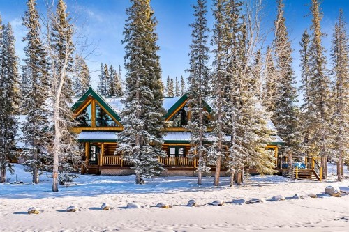 104 White Avenue, Bragg Creek, AB - Outdoor