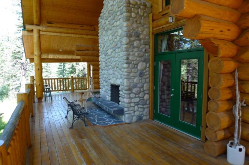 104 White Avenue, Bragg Creek, AB - Indoor With Fireplace