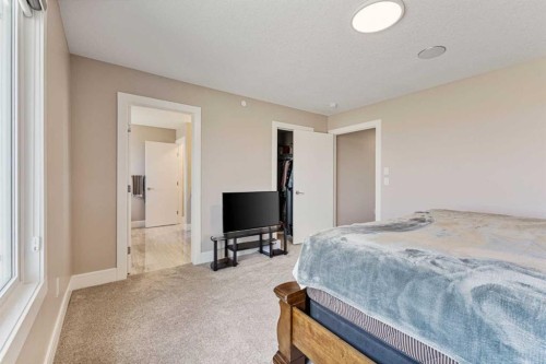 146 Muirfield Boulevard, Lyalta, AB - Indoor Photo Showing Bedroom