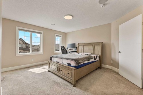 146 Muirfield Boulevard, Lyalta, AB - Indoor Photo Showing Bedroom