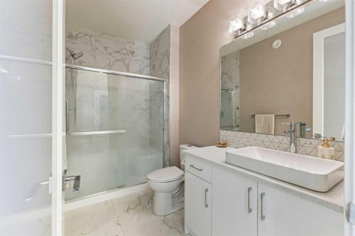 146 Muirfield Boulevard, Lyalta, AB - Indoor Photo Showing Bathroom