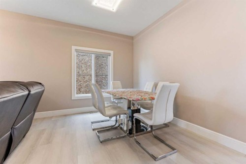 146 Muirfield Boulevard, Lyalta, AB - Indoor Photo Showing Dining Room