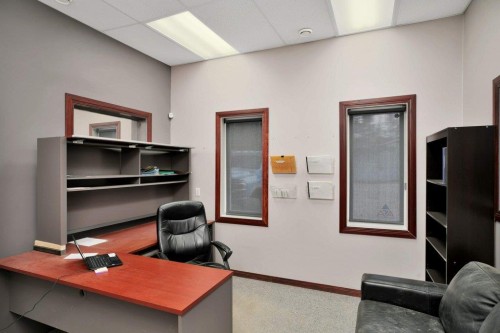 1101 Main Avenue, Sundre, AB 