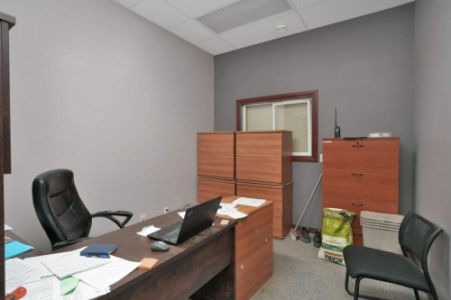 1101 Main Avenue, Sundre, AB 