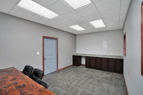 1101 Main Avenue, Sundre, AB 