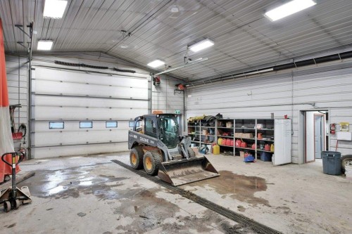 1101 Main Avenue, Sundre, AB 