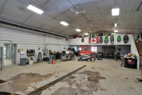 1101 Main Avenue, Sundre, AB 