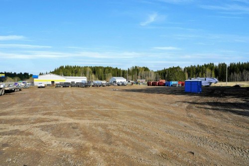 1101 Main Avenue, Sundre, AB 