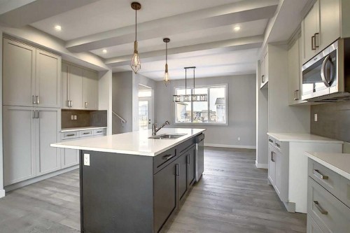 434 River Avenue, Cochrane, AB - Indoor Photo Showing Kitchen