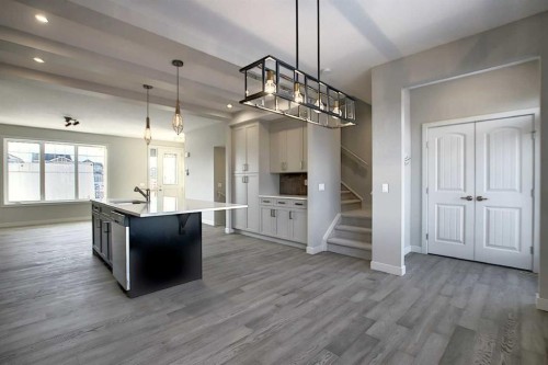 434 River Avenue, Cochrane, AB - Indoor Photo Showing Kitchen