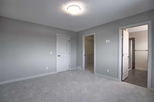 434 River Avenue, Cochrane, AB - Indoor Photo Showing Other Room