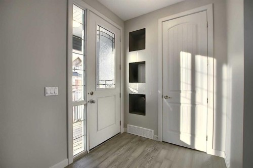 434 River Avenue, Cochrane, AB - Indoor Photo Showing Other Room