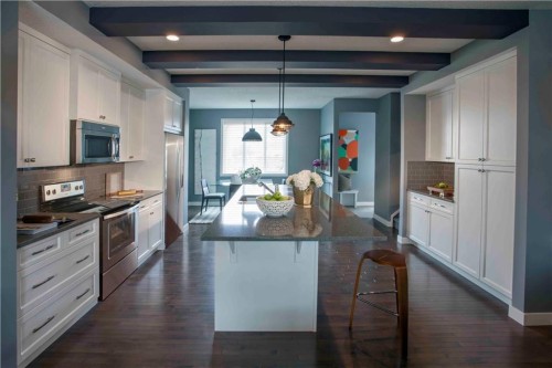 434 River Avenue, Cochrane, AB - Indoor Photo Showing Kitchen With Stainless Steel Kitchen With Upgraded Kitchen