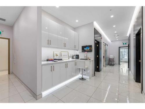 4620-4624 16 Avenue Nw, Calgary, AB 